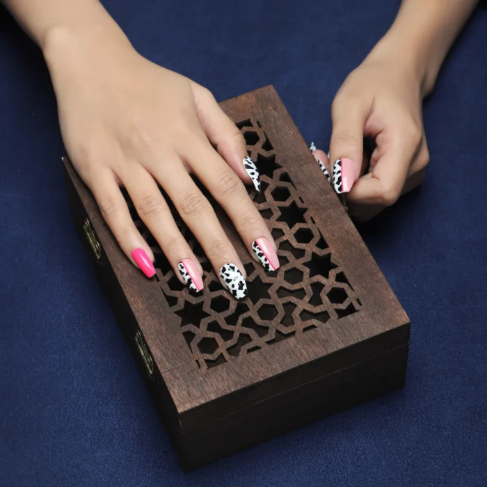 Luxury Press On Nails – Latest Patterns & Styles