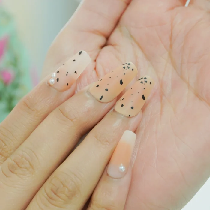 press on nail latest design
